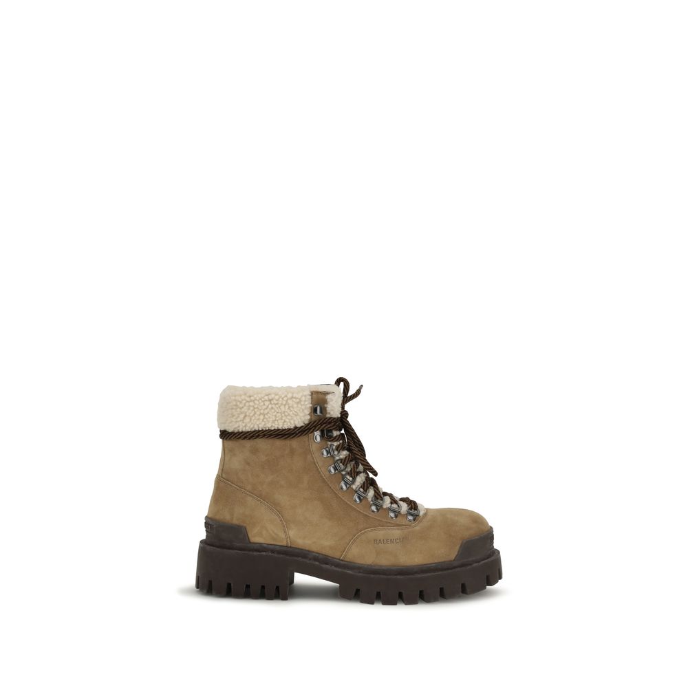 Balenciaga Schnürstiefel aus beigem Veloursleder