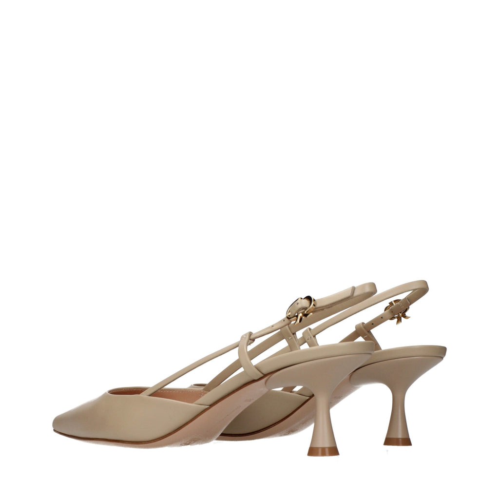 Gianvito Rossi Pumps aus beigem Leder mit hohem Absatz