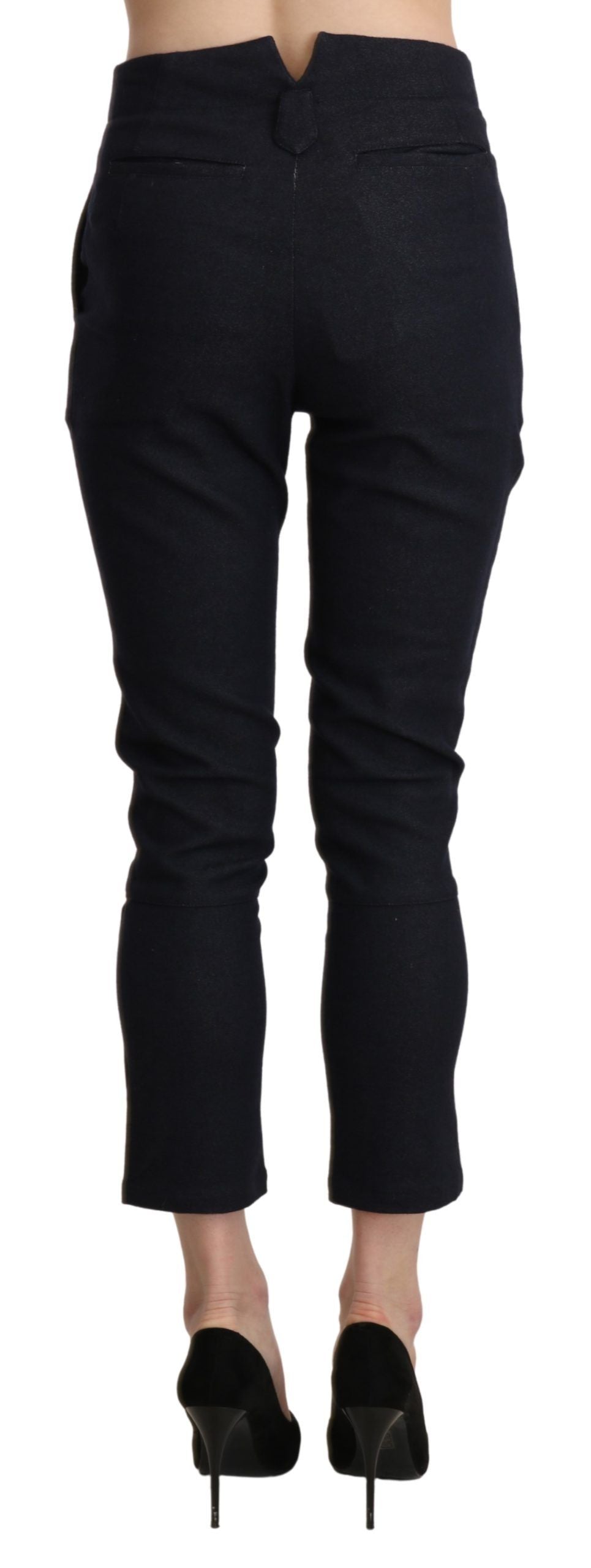Ermanno Scervino Black Cropped Pants for Women detail view