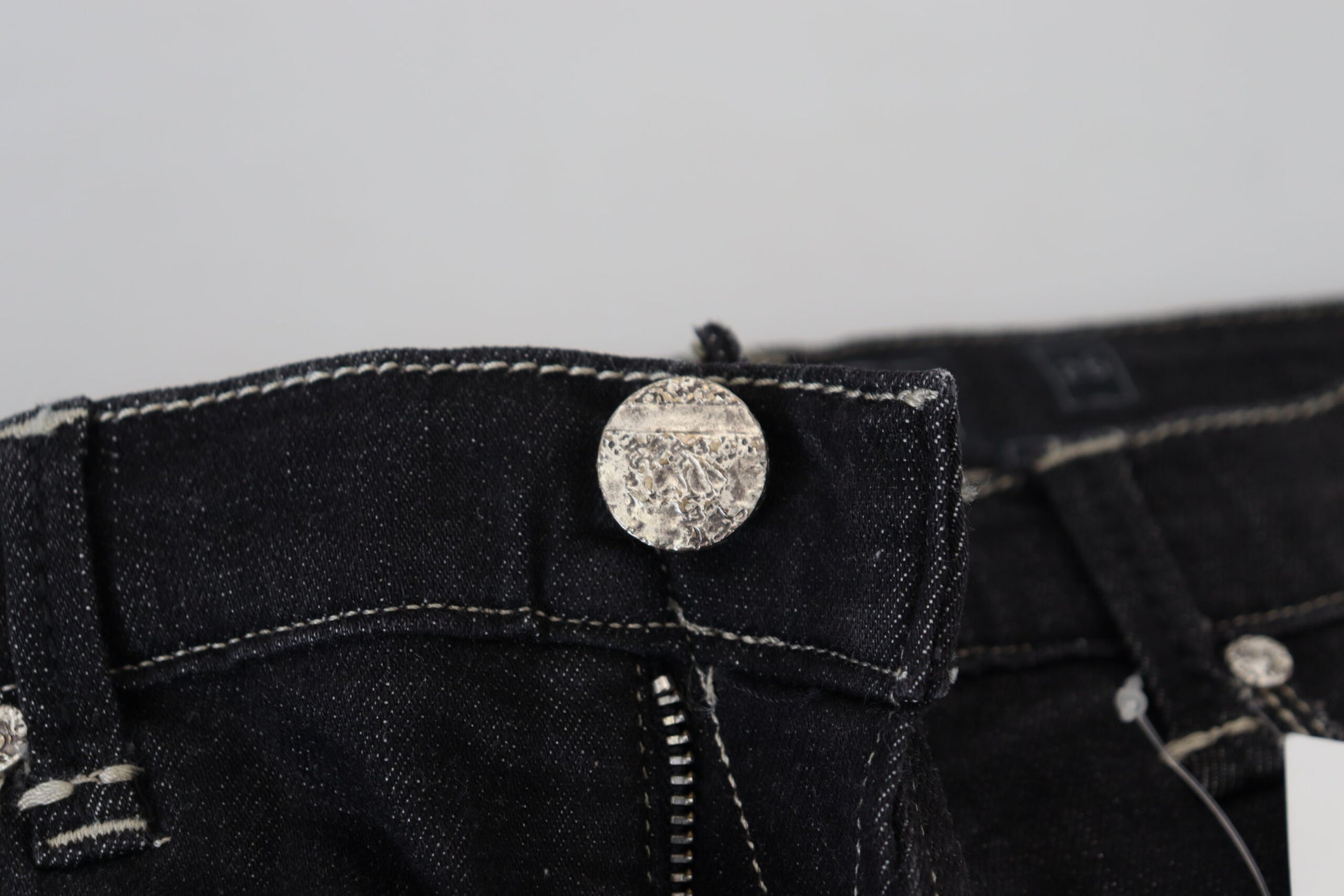 Jean en denim décontracté pour femme Acht Black Washed, taille mi-haute, coupe fuselée