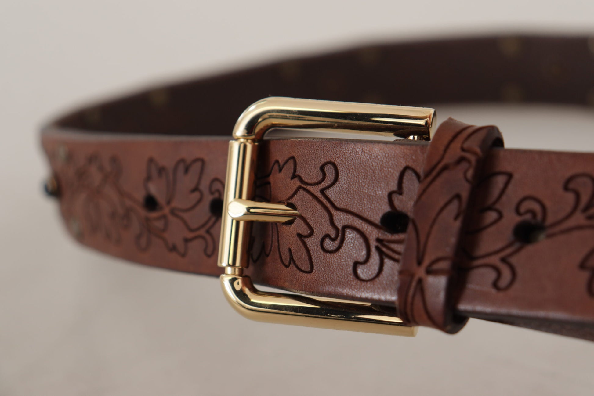 Ceinture Dolce & Gabbana en cuir marron avec boucle en métal cloutée florale