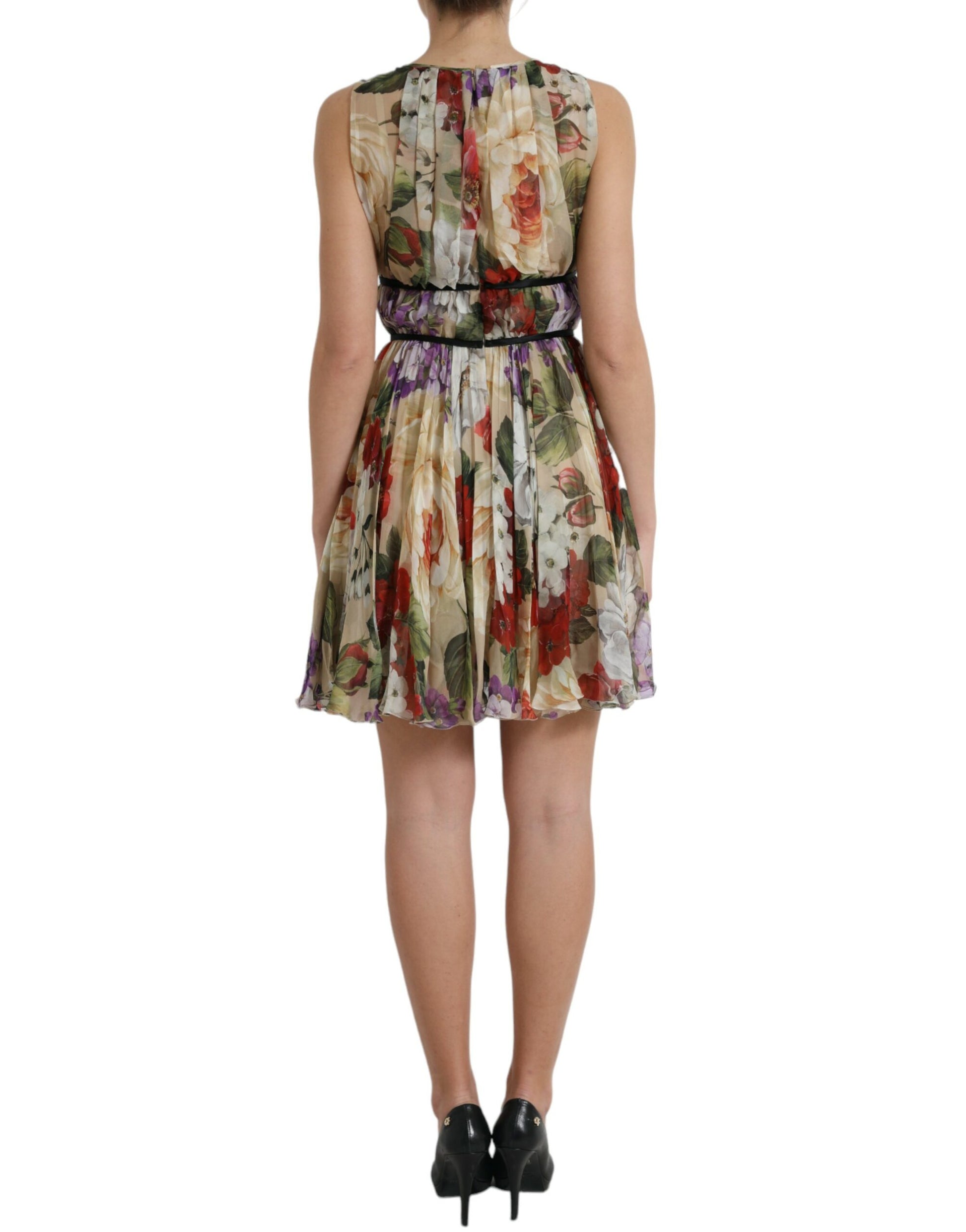 Dolce & Gabbana Beige Short for Women detail view