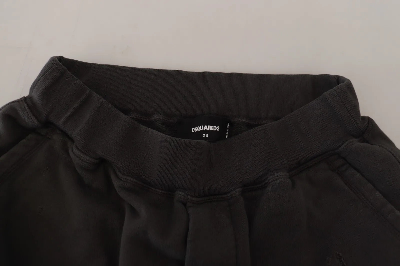Shorts fuselés mi-taille déchirés en coton noir Dsquared²