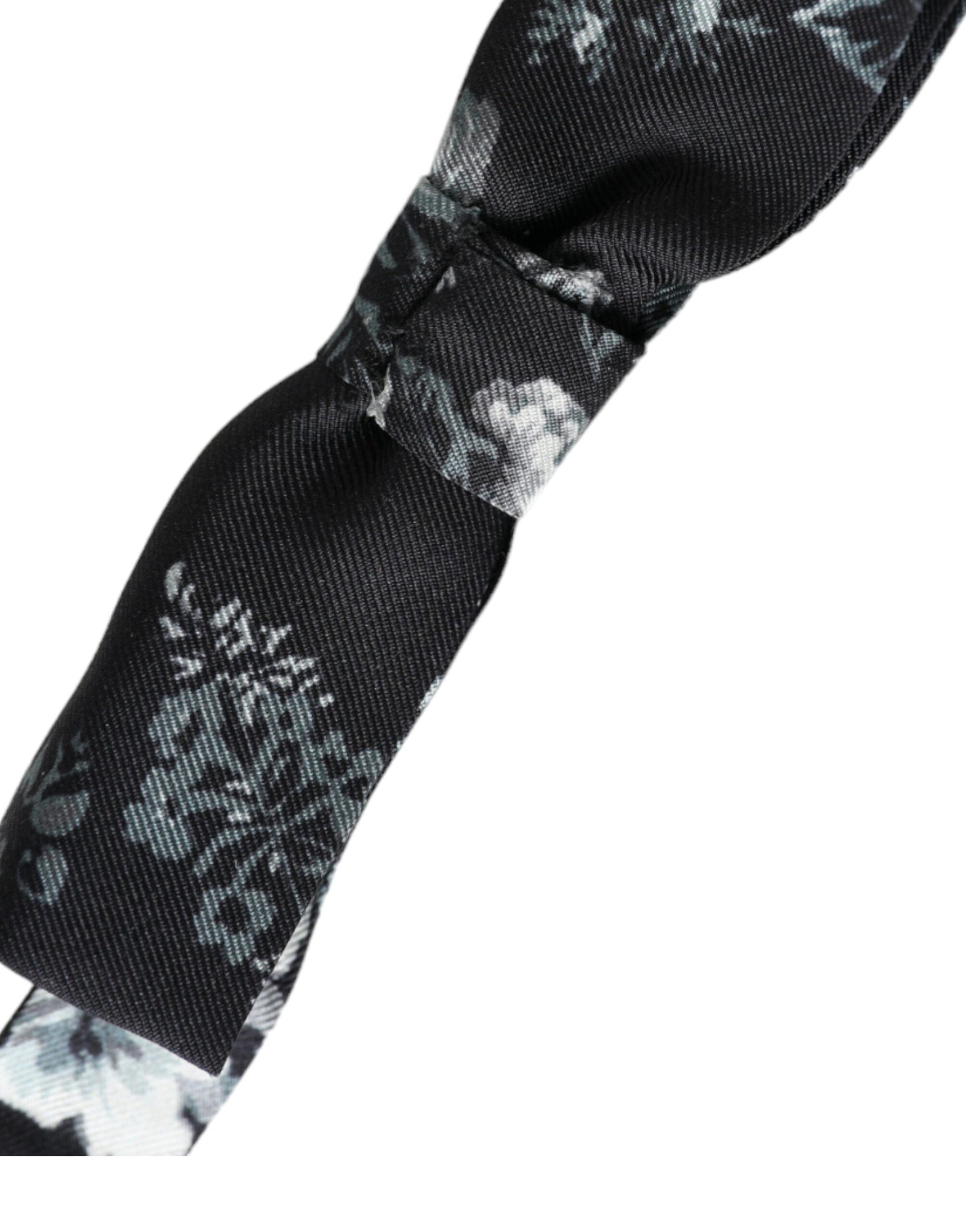Dolce & Gabbana Black Bowties for Men detail view
