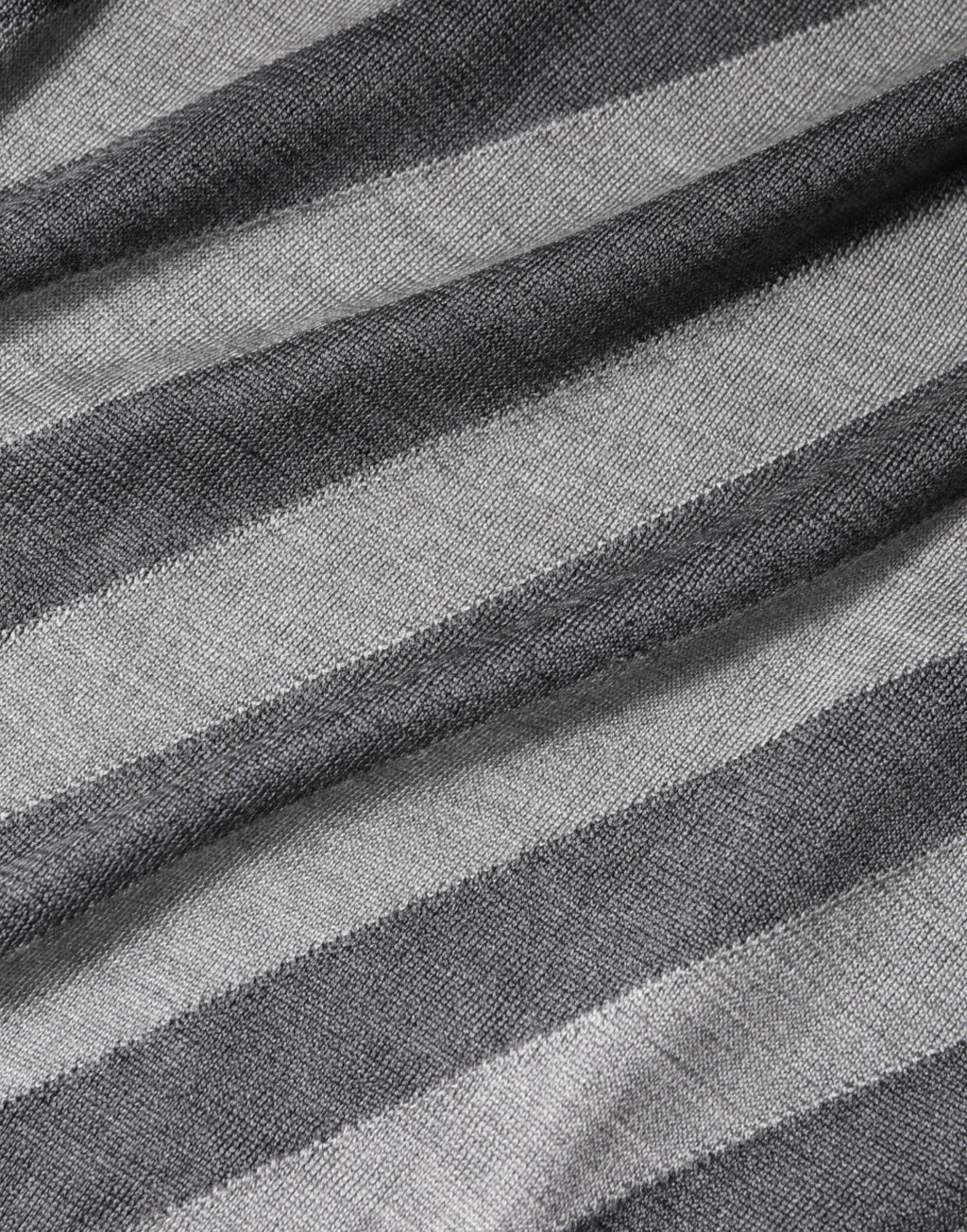 Pull ras du cou Dolce & Gabbana gris à rayures à manches longues