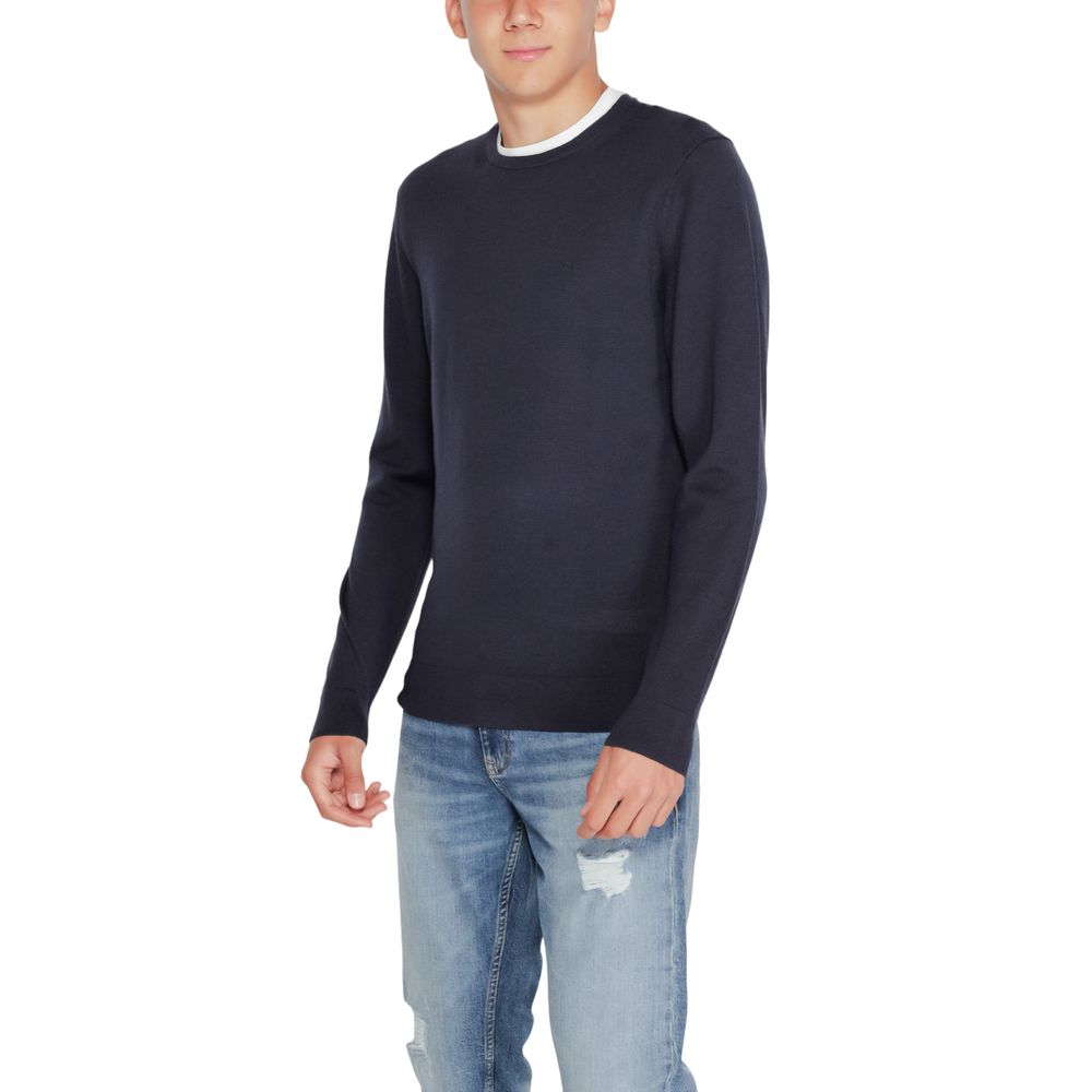 Calvin Klein Blue Sweatshirt detail view