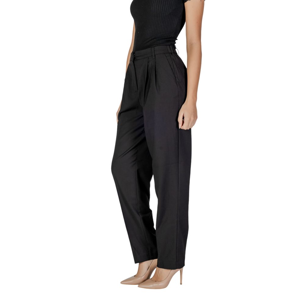 Vila Clothes Black Dress Pants for Women detail view