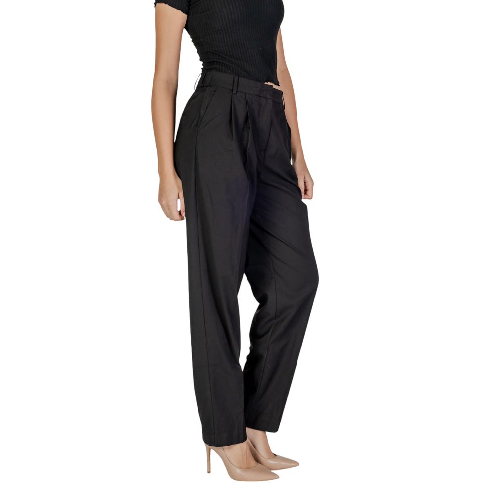Vila Clothes Black Dress Pants for Women side view