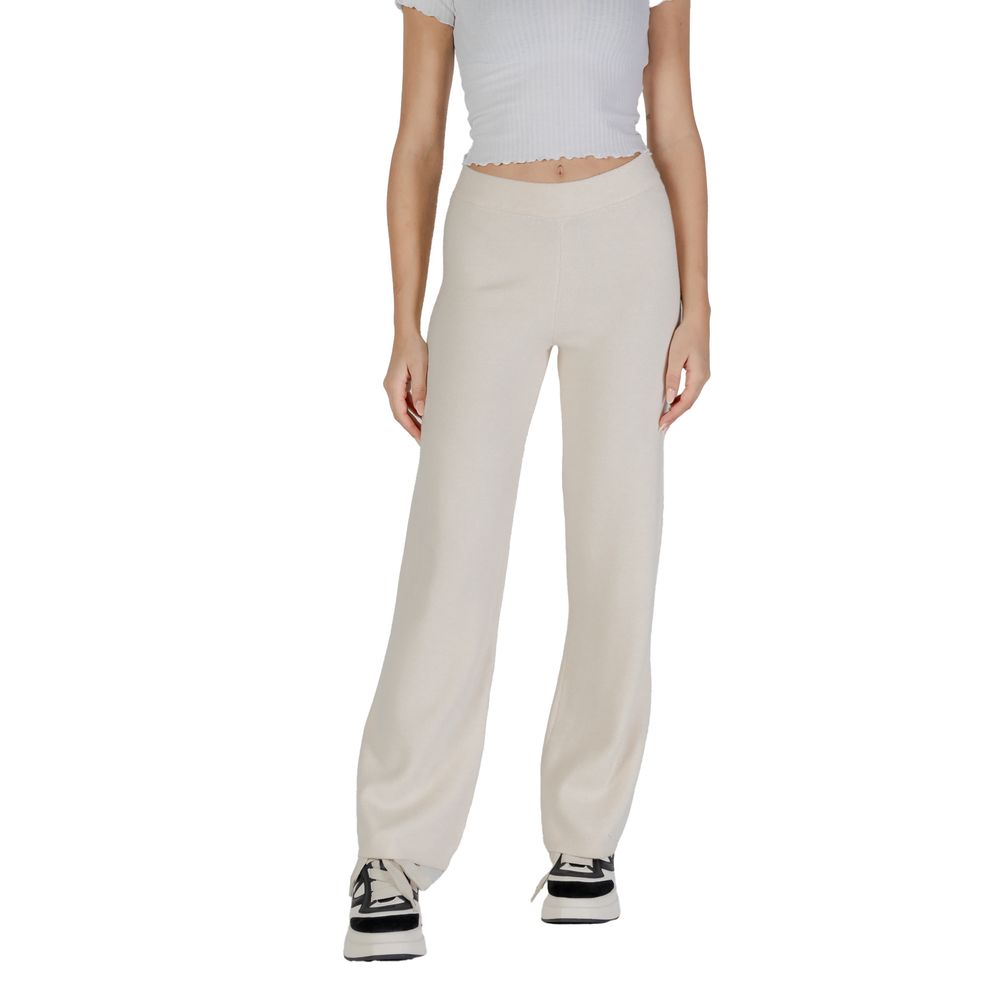 Pantalon décontracté Vero Moda en viscose crème