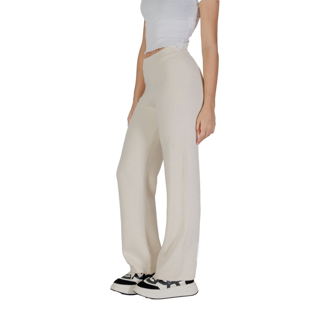 Pantalon décontracté Vero Moda en viscose crème