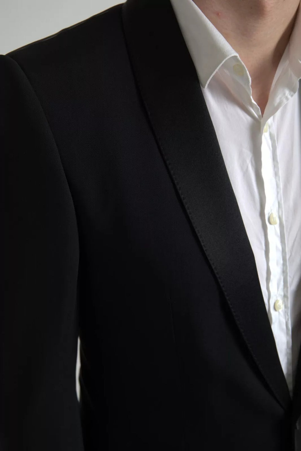 Dolce & Gabbana Blazer MARTINI en laine noire, à boutonnage simpleclothing