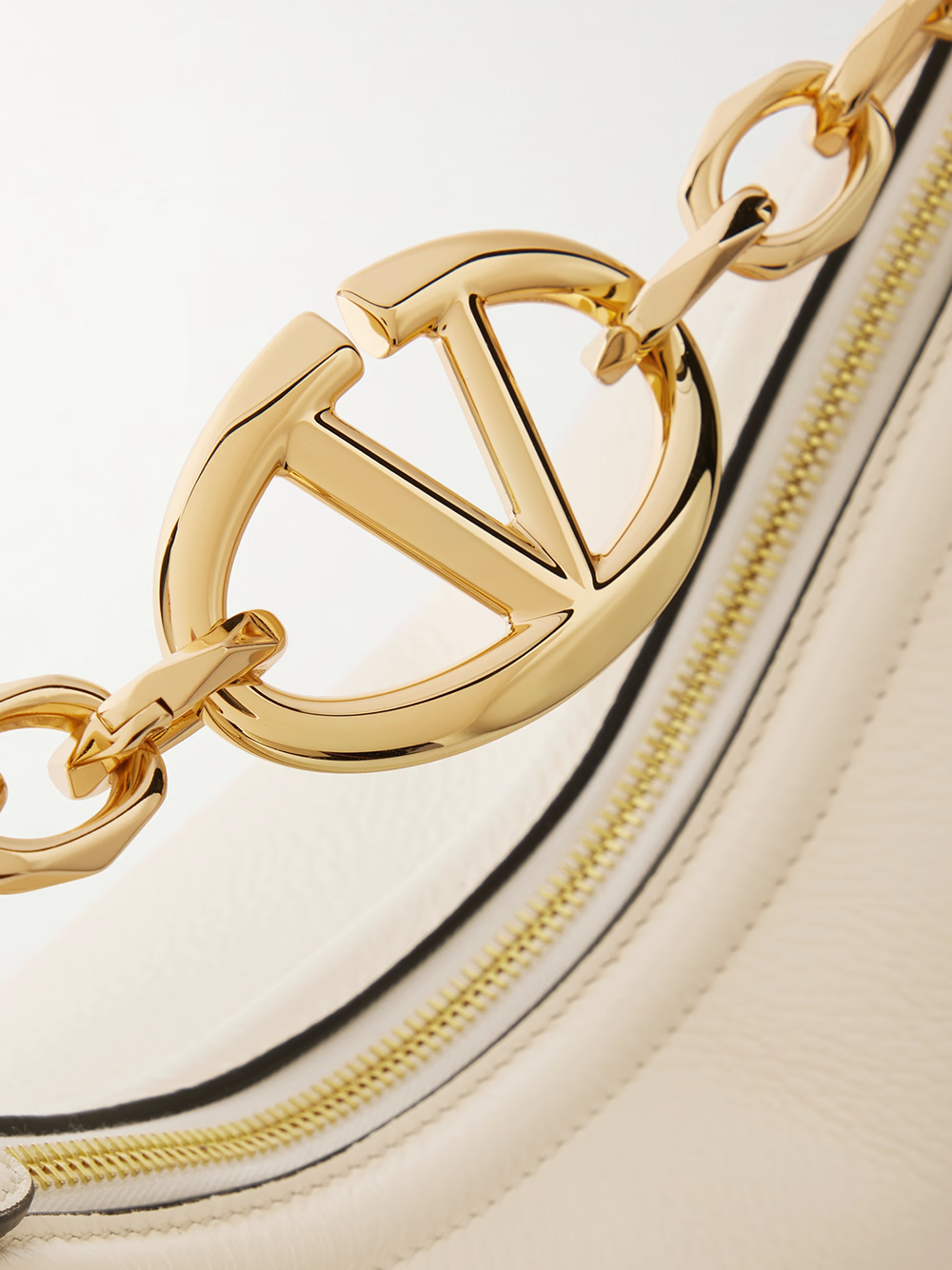 Sac à bandoulière Valentino Garavani petit hobo en cuir ivoire Vlogo