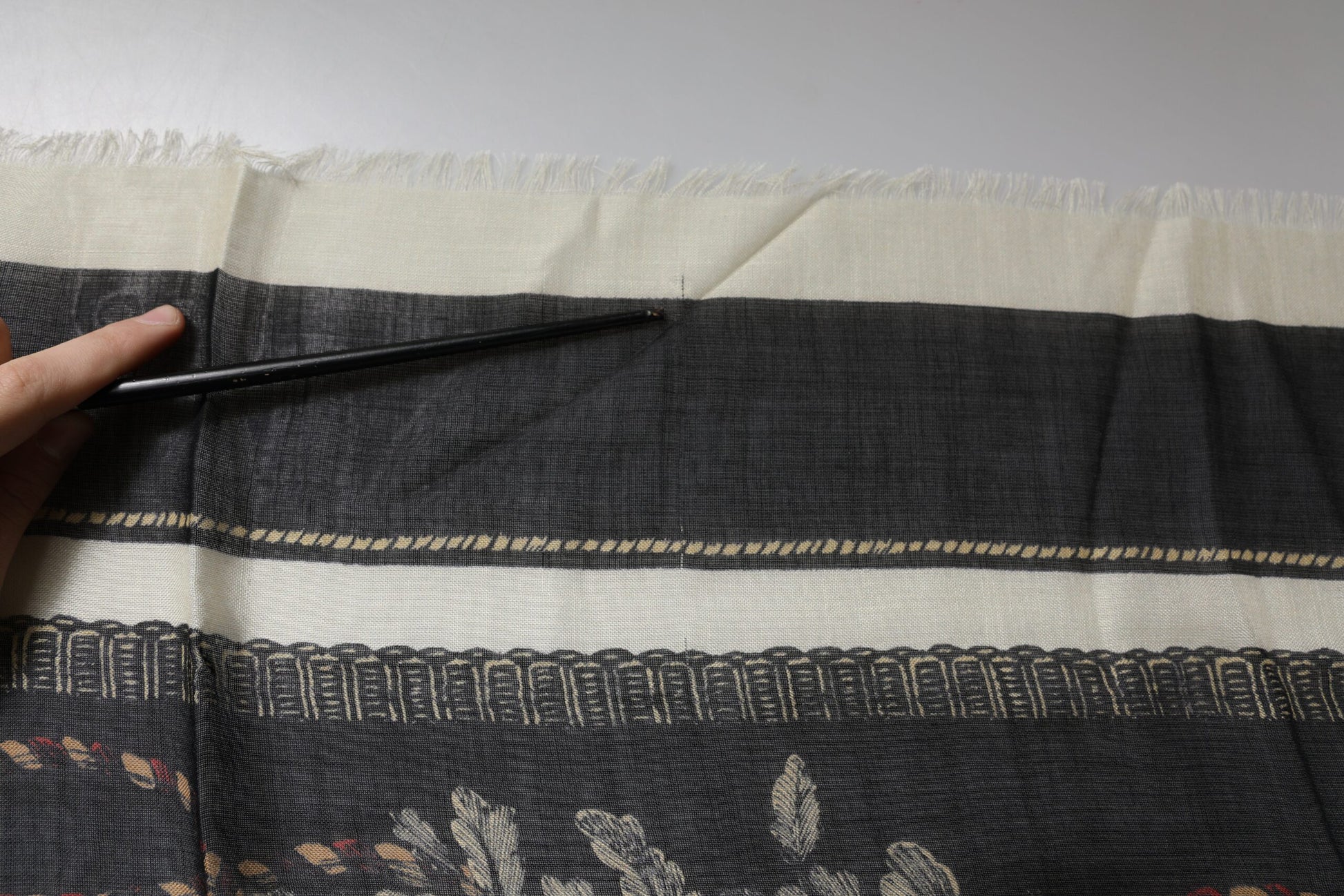 Dolce & Gabbana Multicolor Scarf for Men additional view