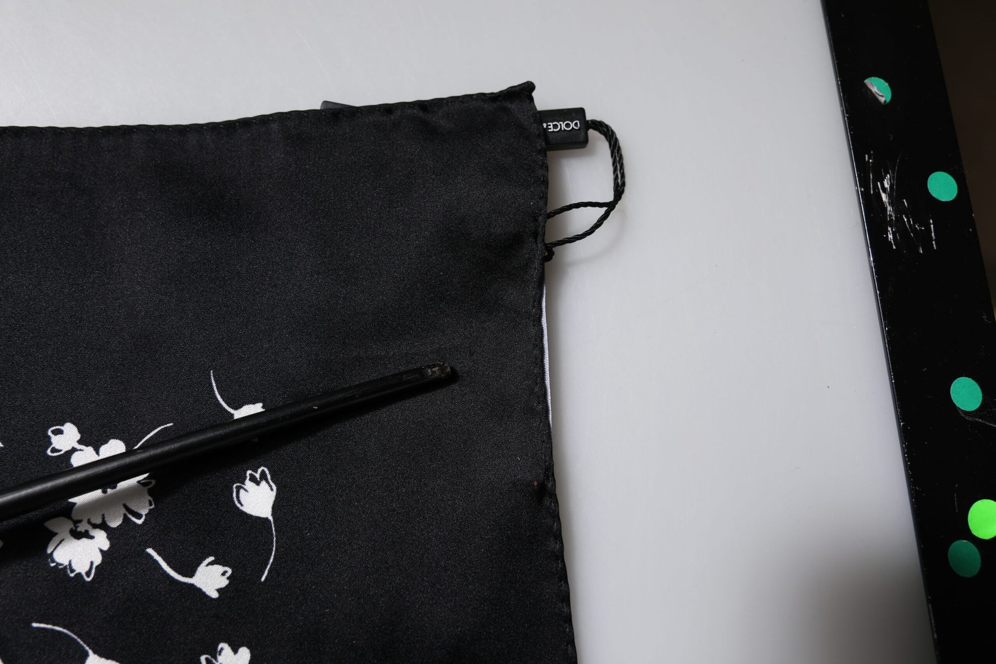 Dolce & Gabbana Black Scarf for Women additional view
