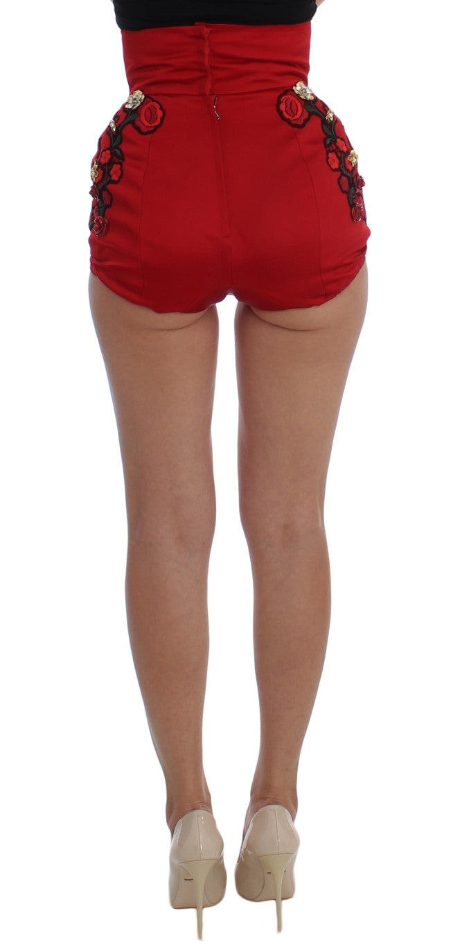 Short en soie rouge Dolce & Gabbana avec roses en cristal