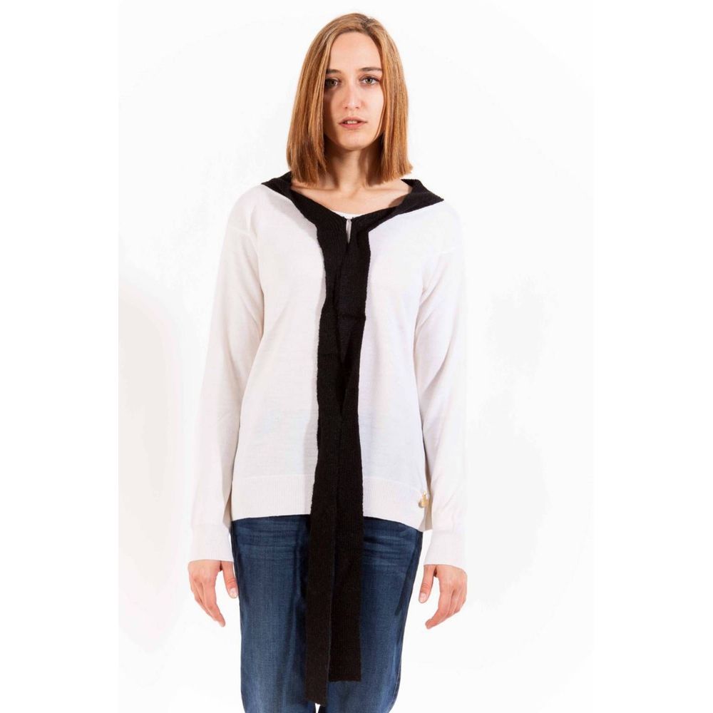 Love Moschino White Sweatshirt for Women