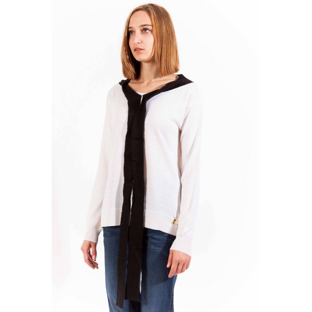 Love Moschino White Sweatshirt for Women detail view