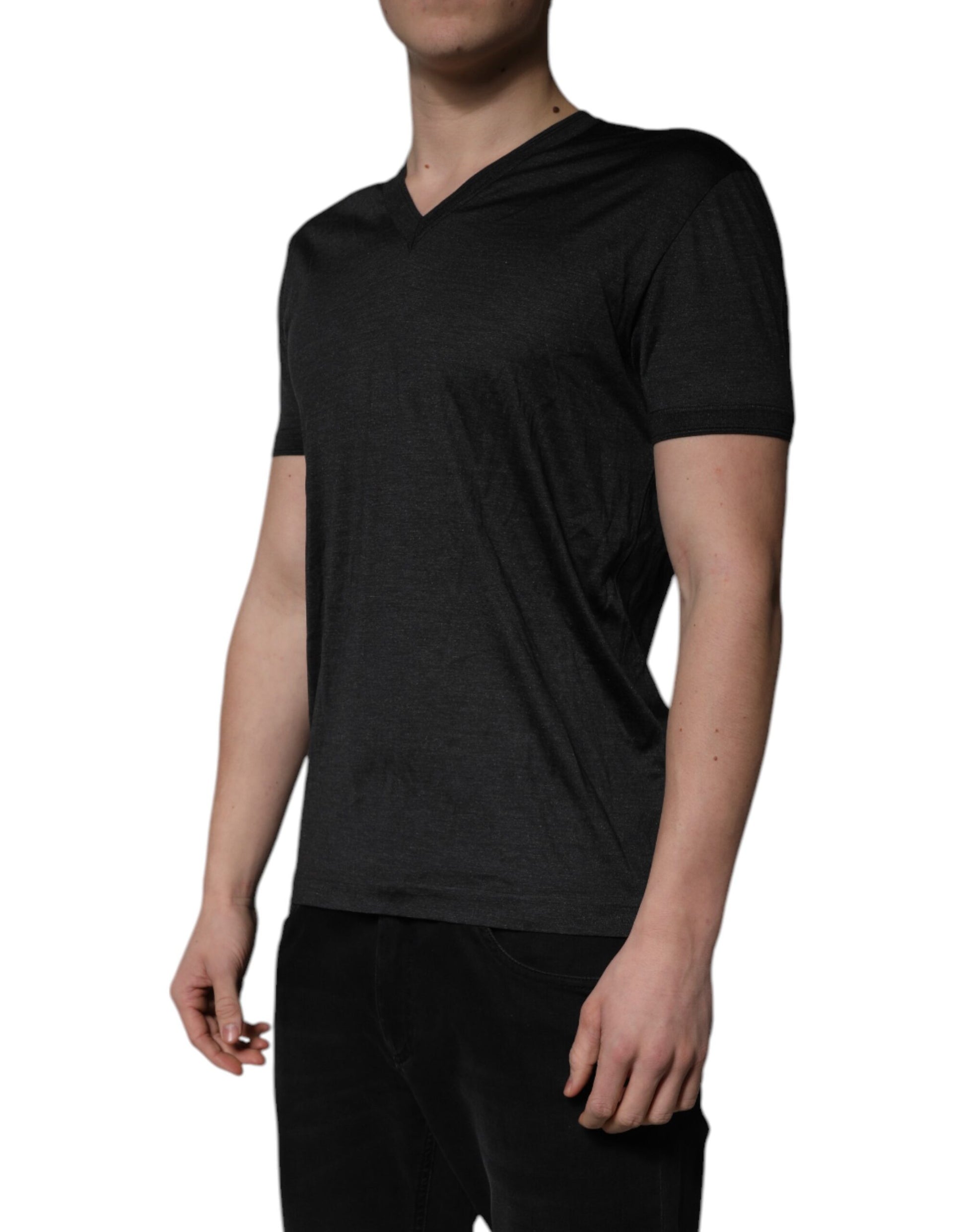 T-shirt Dolce & Gabbana gris foncé en soie à col en V et manches courtes