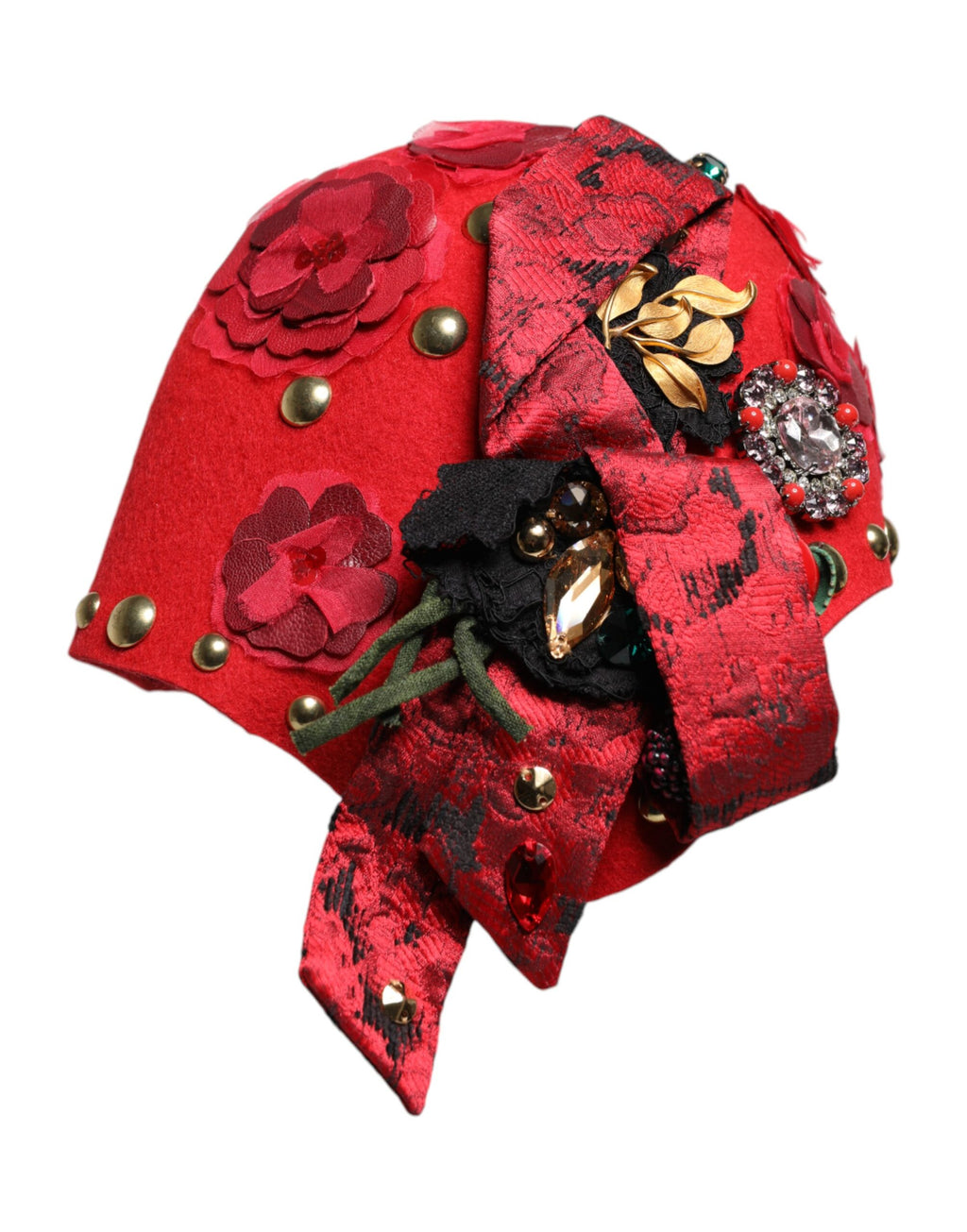 Chapeau orné d'une broche Dolce & Gabbana en forme de roses rouges en cristal et or
