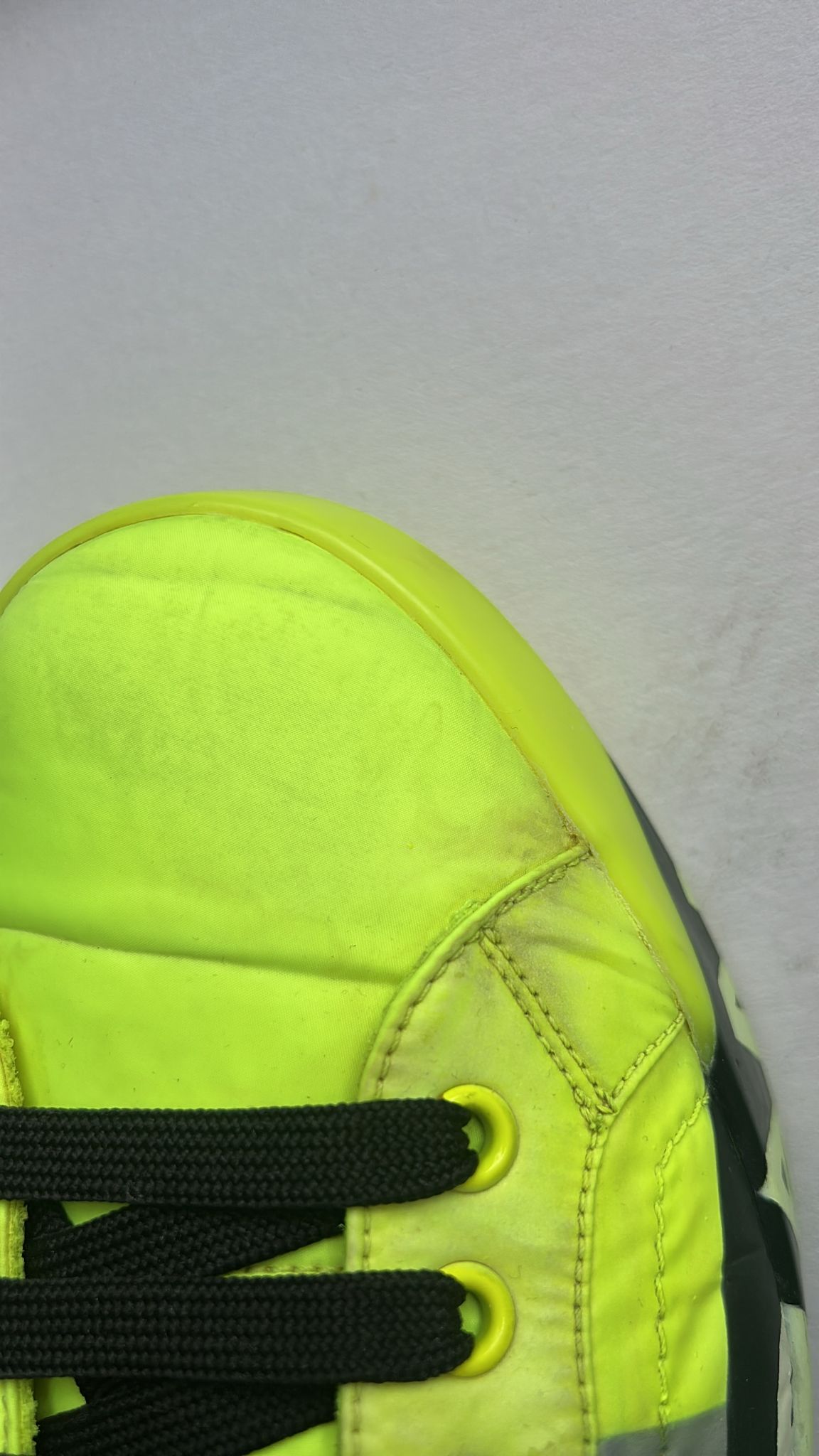 Dolce & Gabbana Green Low Top Sneakers for Men additional view