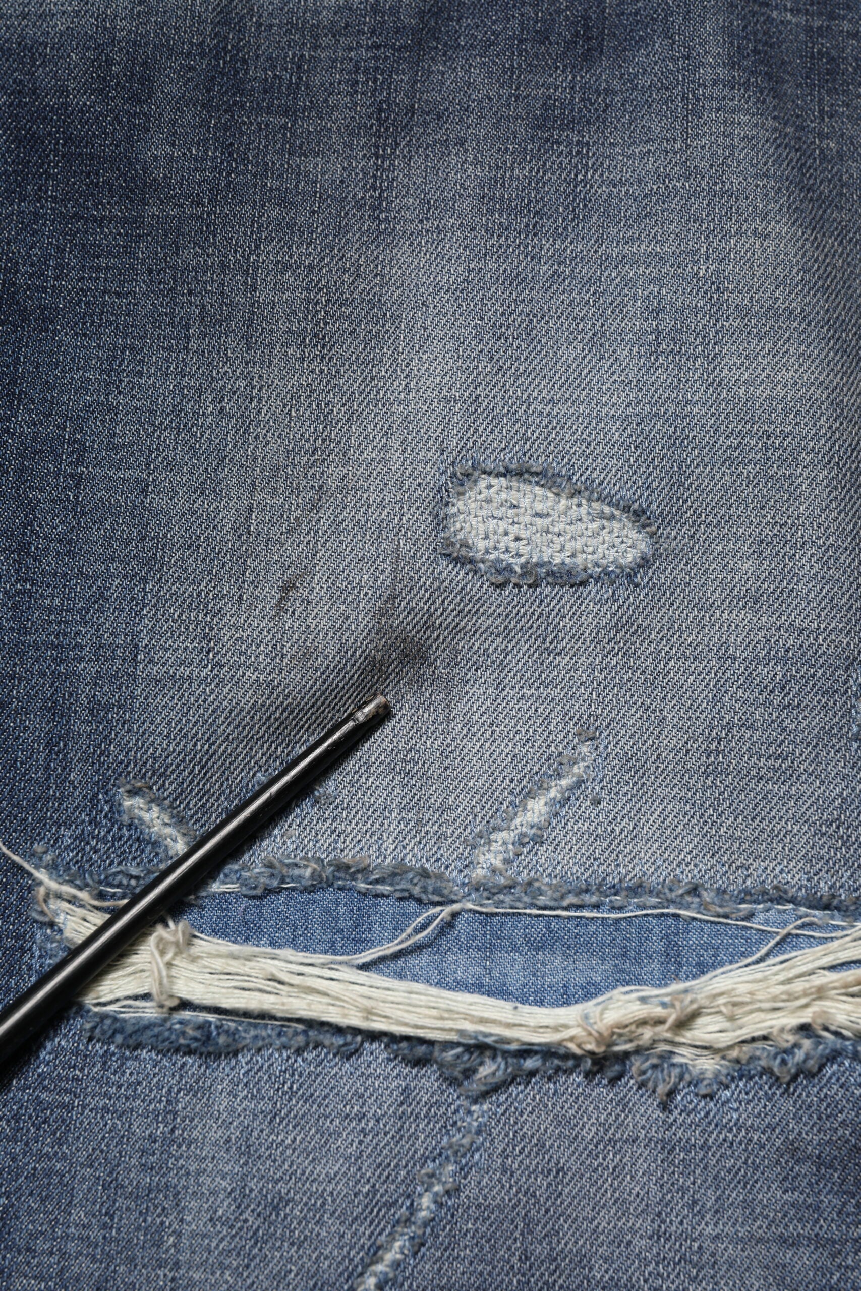 Dolce & Gabbana Blue Straight Leg Jeans for Men additional view