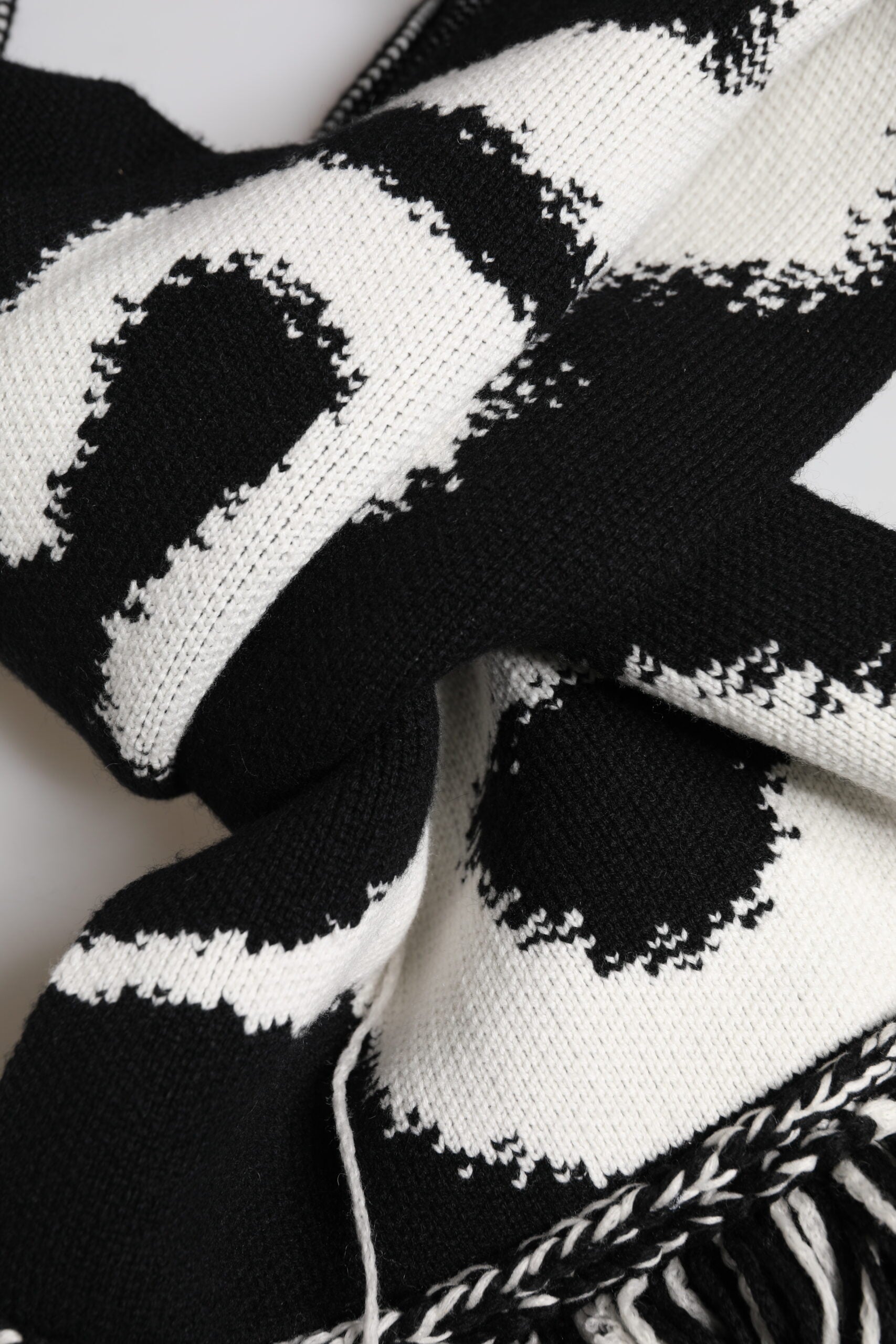 Dolce & Gabbana Black Scarf for Men additional view