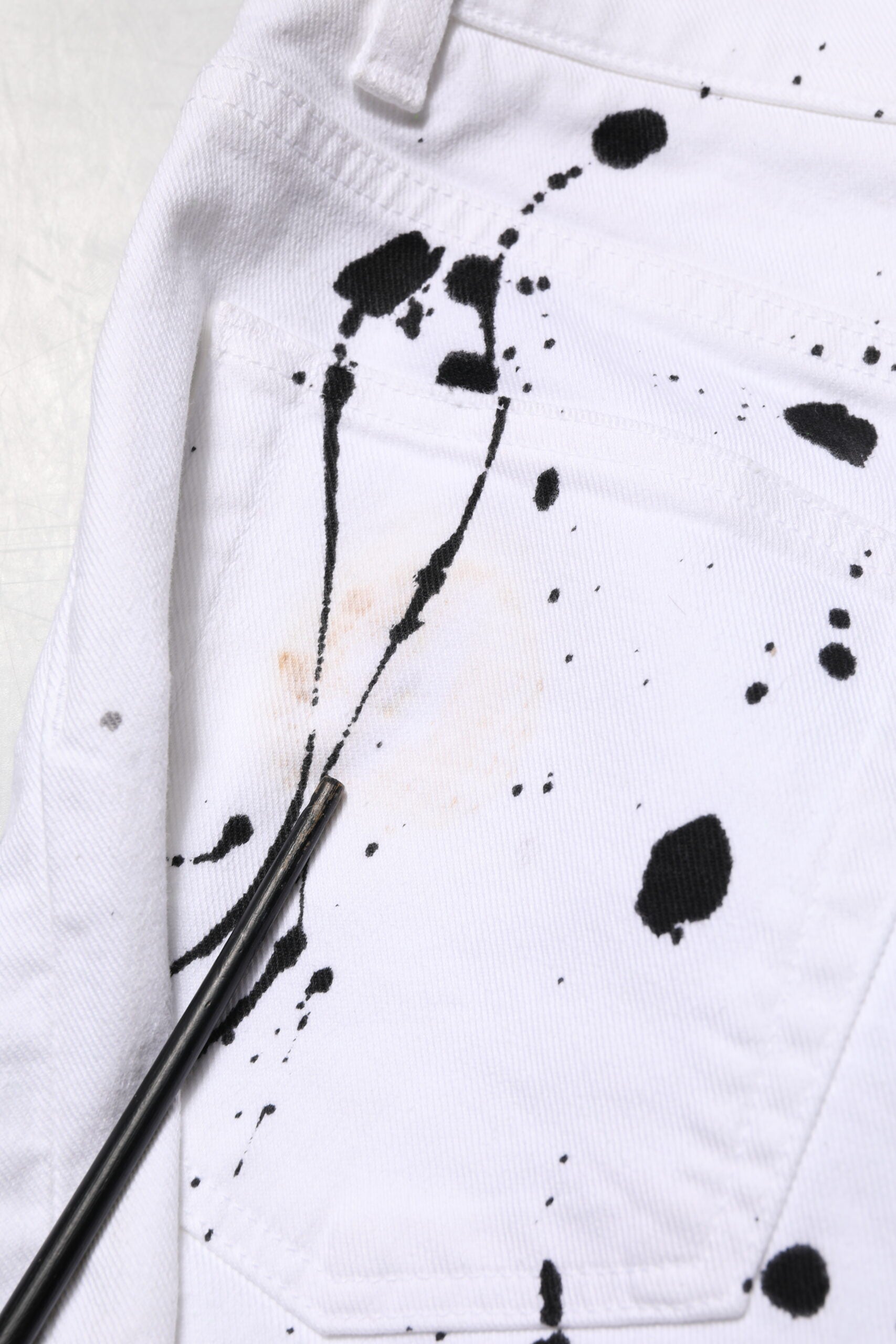 Dolce & Gabbana White Skinny Jeans for Men additional view
