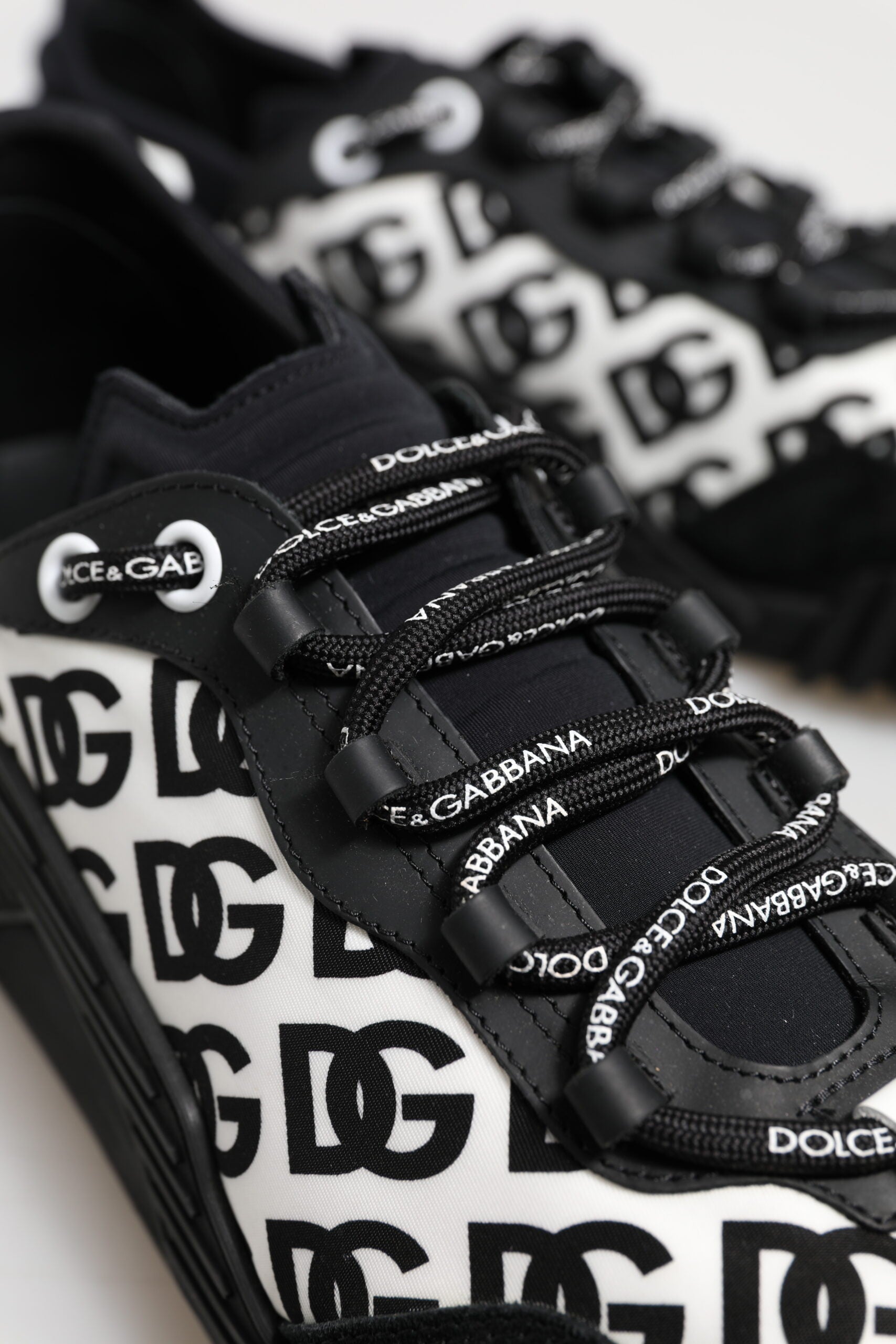 Dolce & Gabbana Black Low Top Sneakers for Men additional view