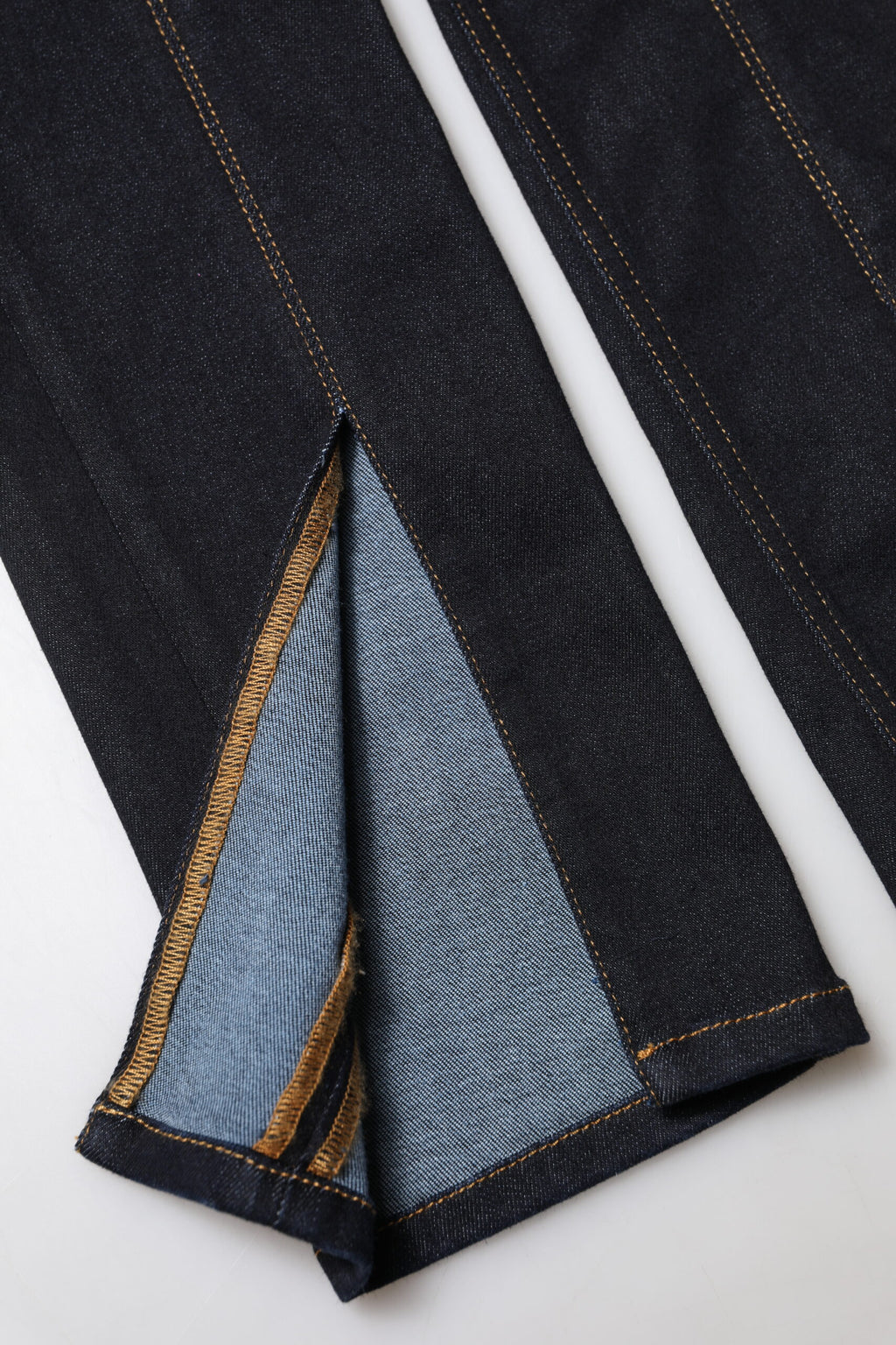 Dolce & Gabbana Blue Skinny Jeans for Women additional view