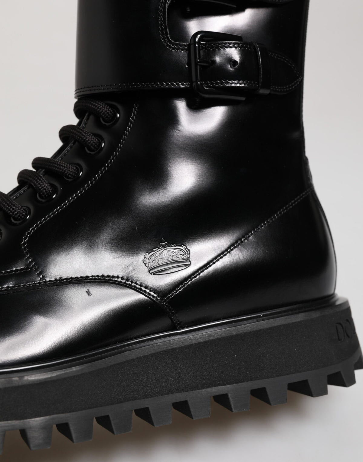 Dolce & Gabbana Schwarze Leder-Schnürstiefel, wadenhoch