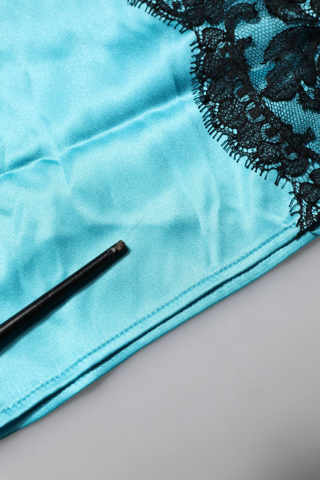 Pantalon de pyjama droit en soie bleue pour femme, avec jarretelles, Dolce & Gabbana
