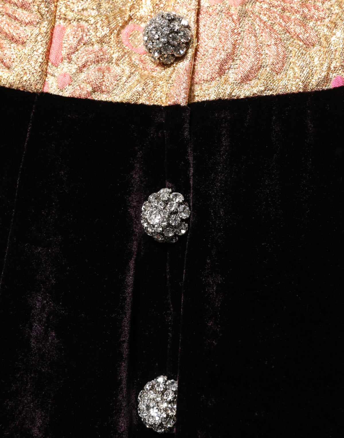 Dolce & Gabbana Schwarzes A-Linien-Kleid aus Samt mit Blumenapplikationen