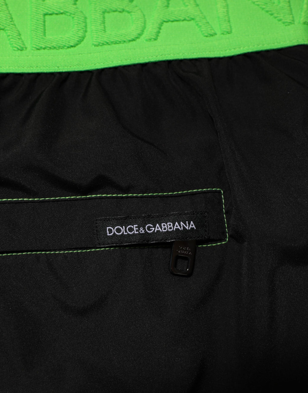 Short de bain Dolce & Gabbana Beachwear avec logo vert sur la ceinture, noir