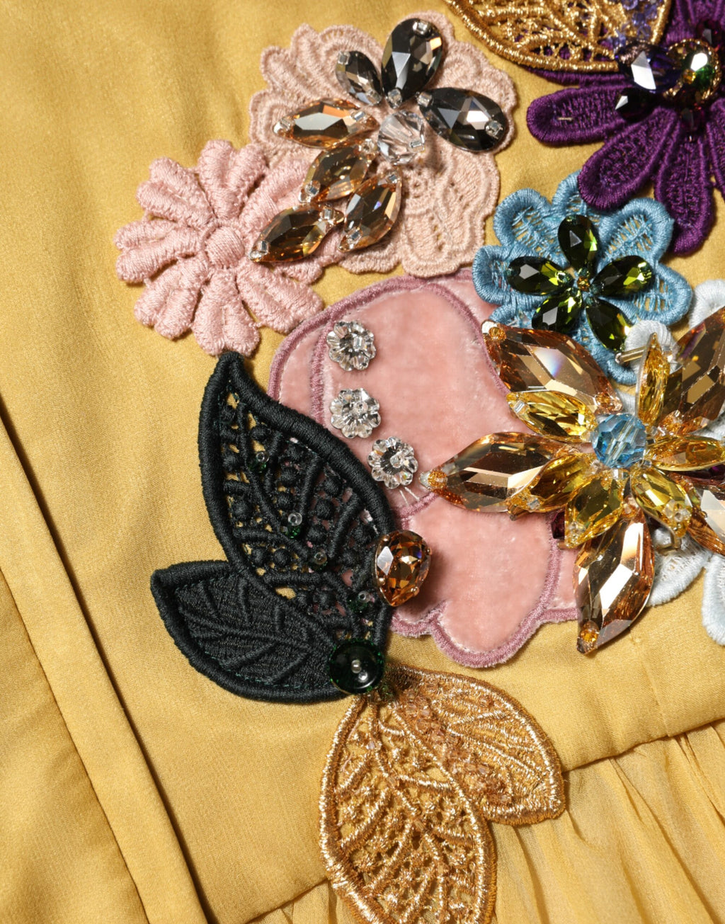 Dolce & Gabbana Gelbes Maxikleid aus Seide mit Blumenstickerei