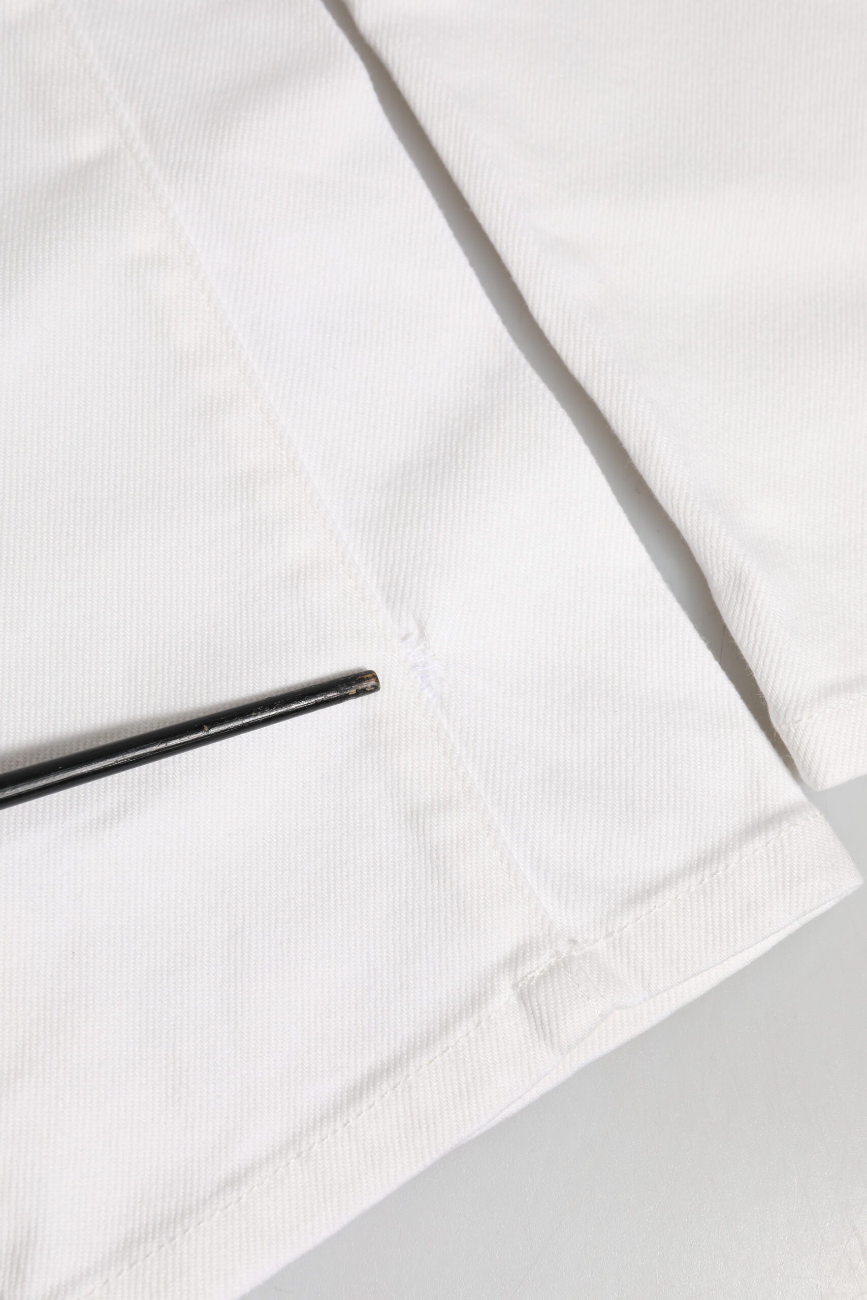 Dolce & Gabbana White Casual Pants for Men additional view