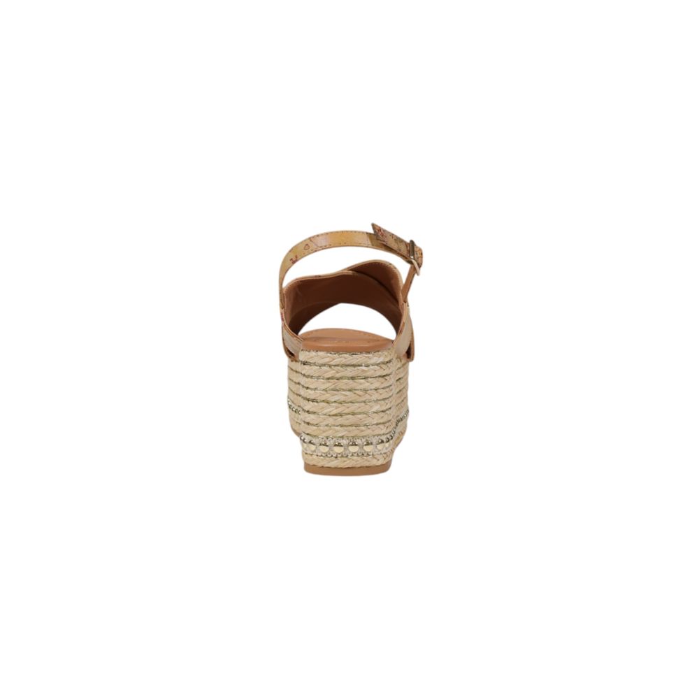 Alviero Martini Prima Classe Beige Platforms for Women side view