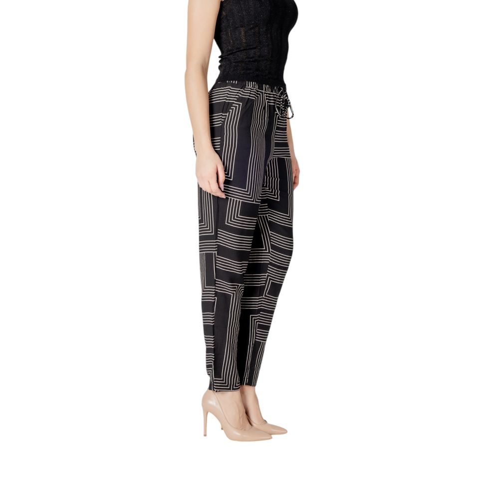 Jacqueline De Yong Black Pants for Women side view