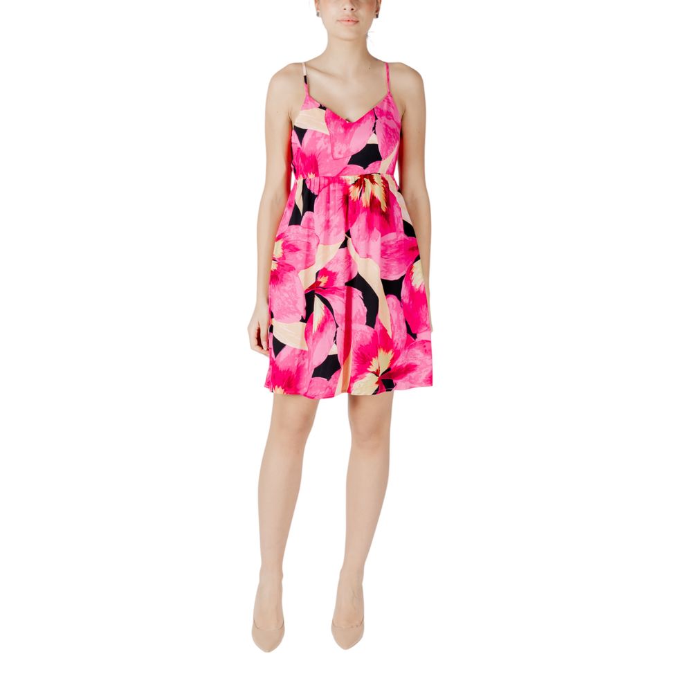 Robe courte rose en viscose