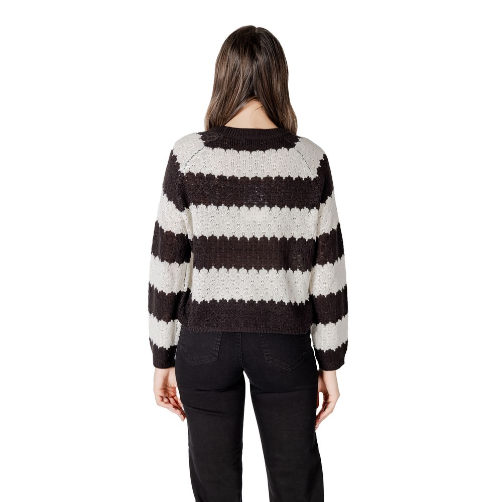 Jacqueline De Yong Black Sweatshirt for Women alternate view
