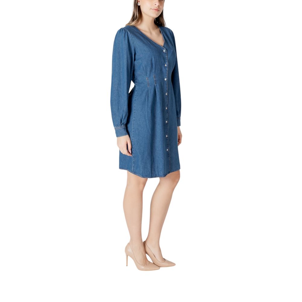 ICHI Blue Short for Women side view