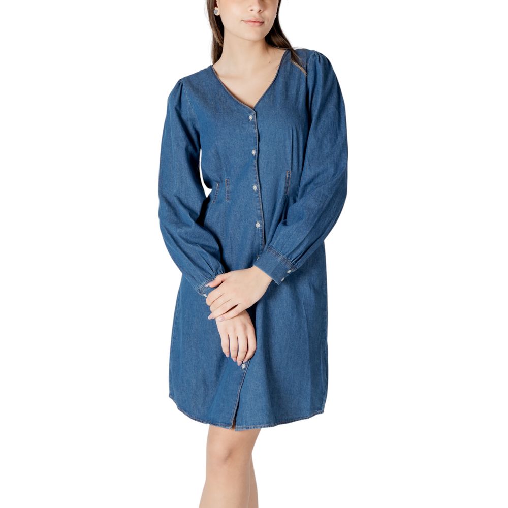 ICHI Blue Short for Women additional view