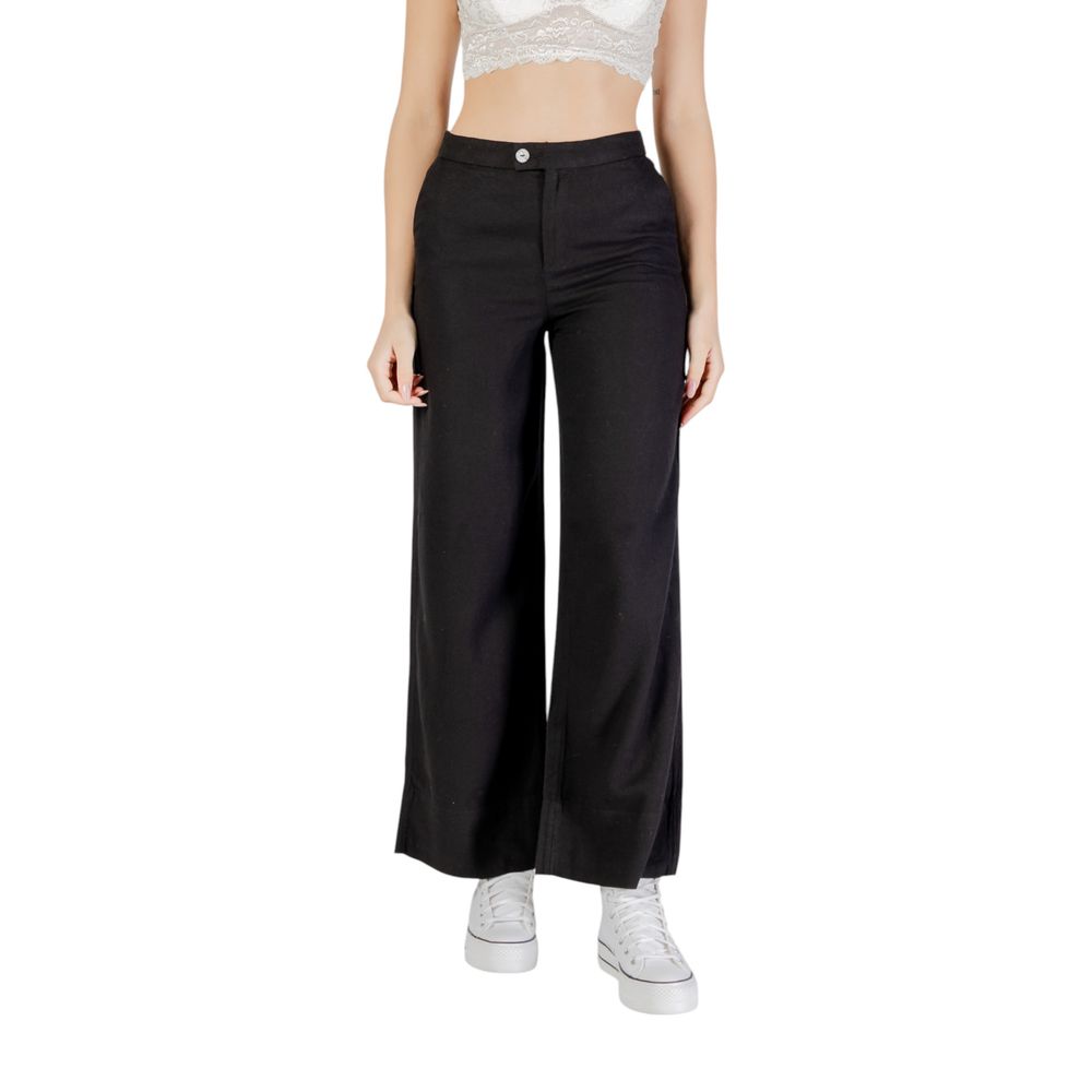 Pantalon noir en viscose uniquement