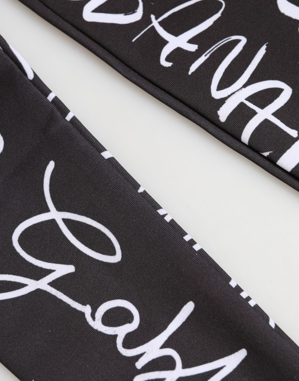 Dolce & Gabbana Black Gloves for Women detail view