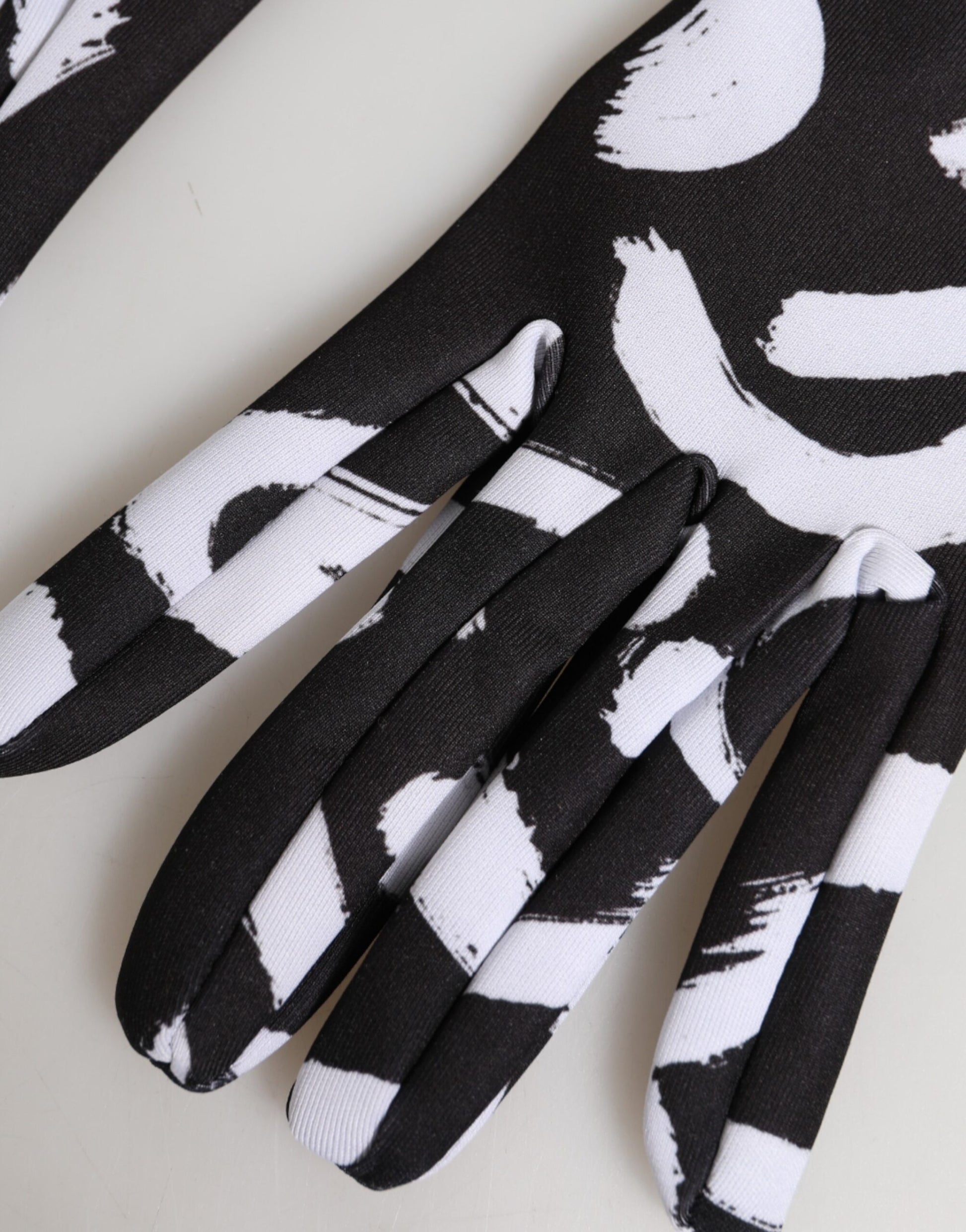 Gants mitaines Dolce & Gabbana noirs et blancs avec logo DG, longueur coude