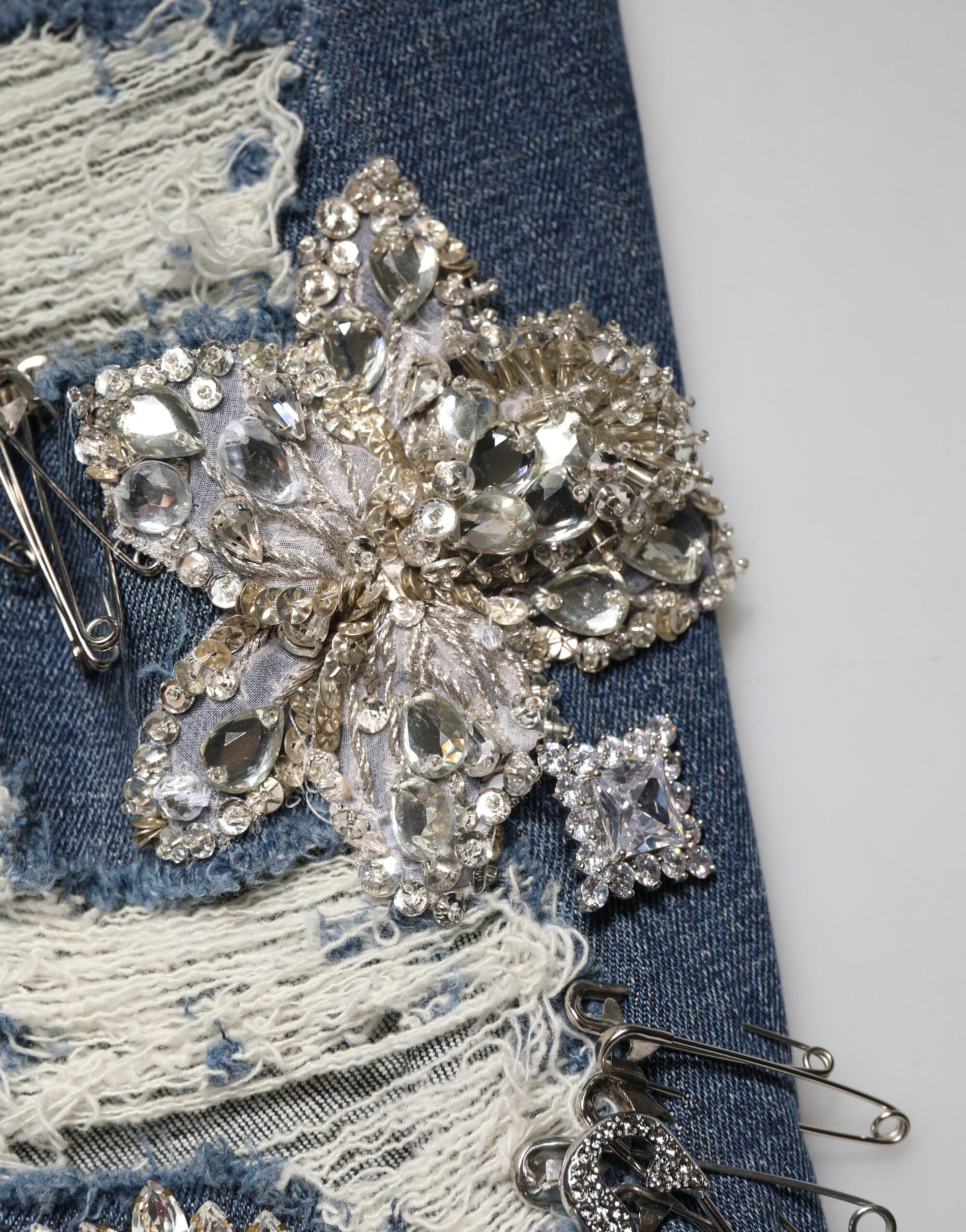 Jean en denim orné de strass en coton bleu Dolce & Gabbana
