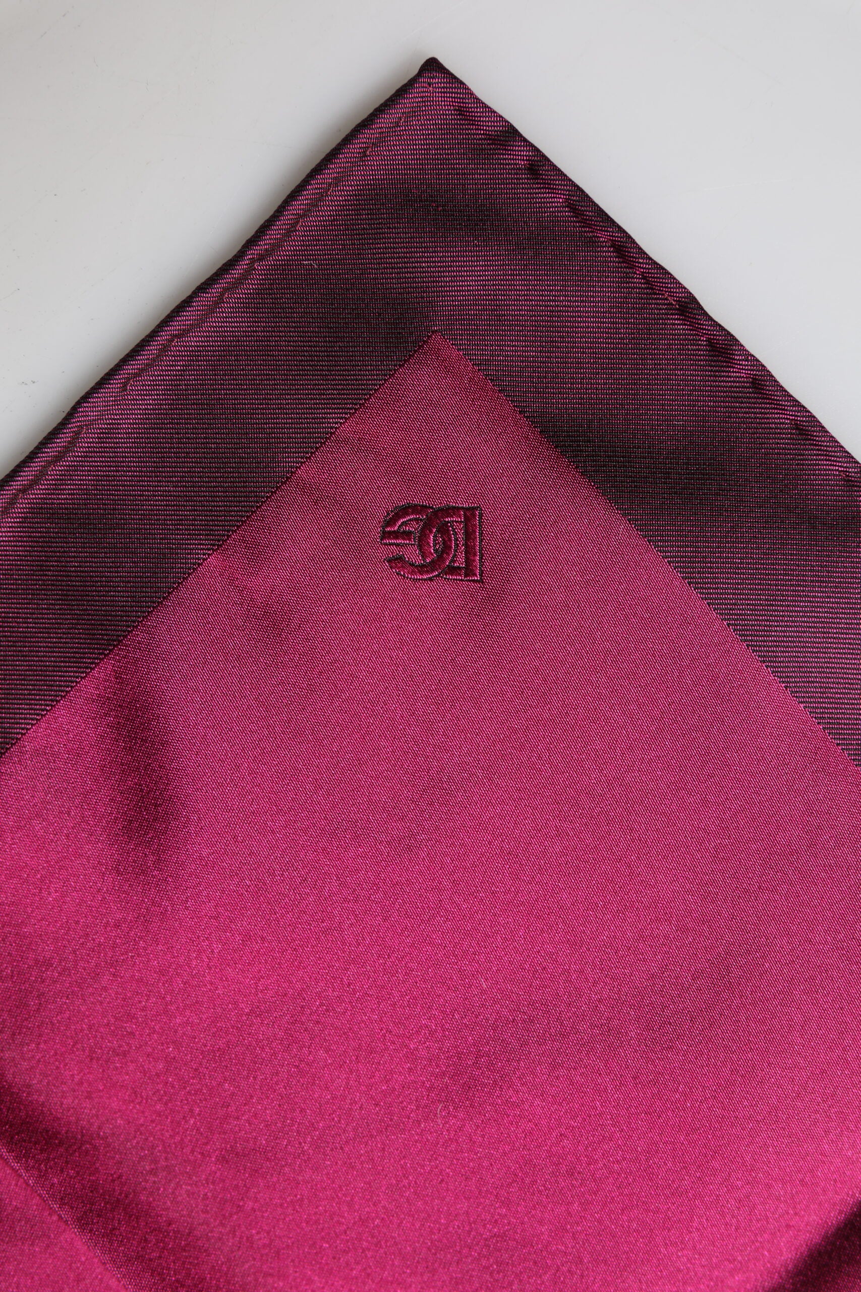 Étole carrée en soie et dentelle Dolce & Gabbana de couleur marron